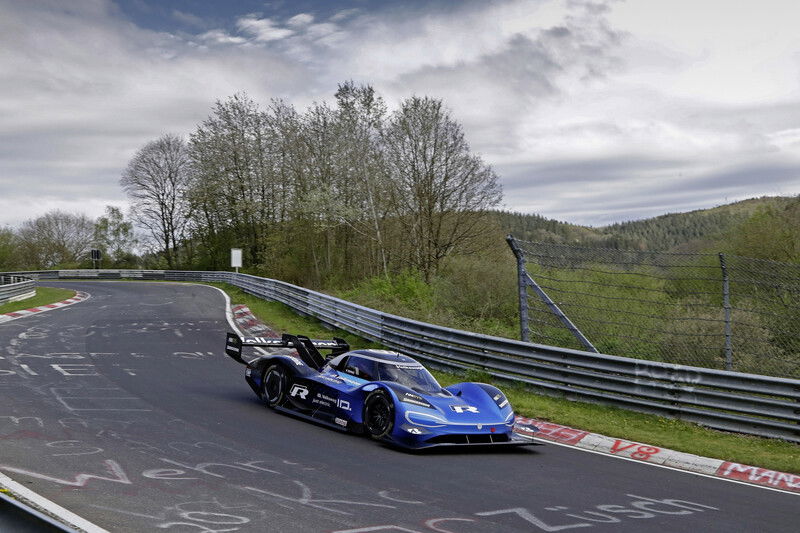 La Volkswagen ID.R all&#039;interno del Nurburgring