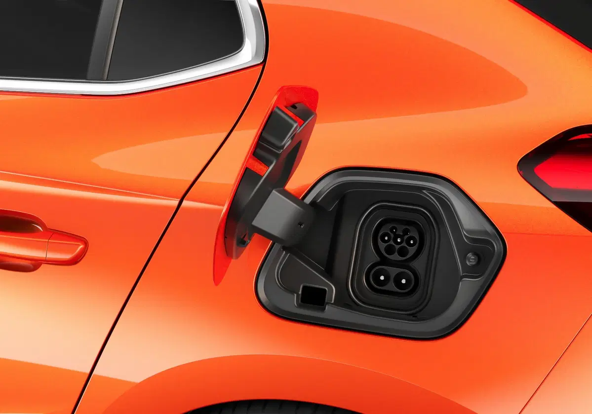 Opel Corsa-e: foto e dati ufficiali dell’elettrica (8)