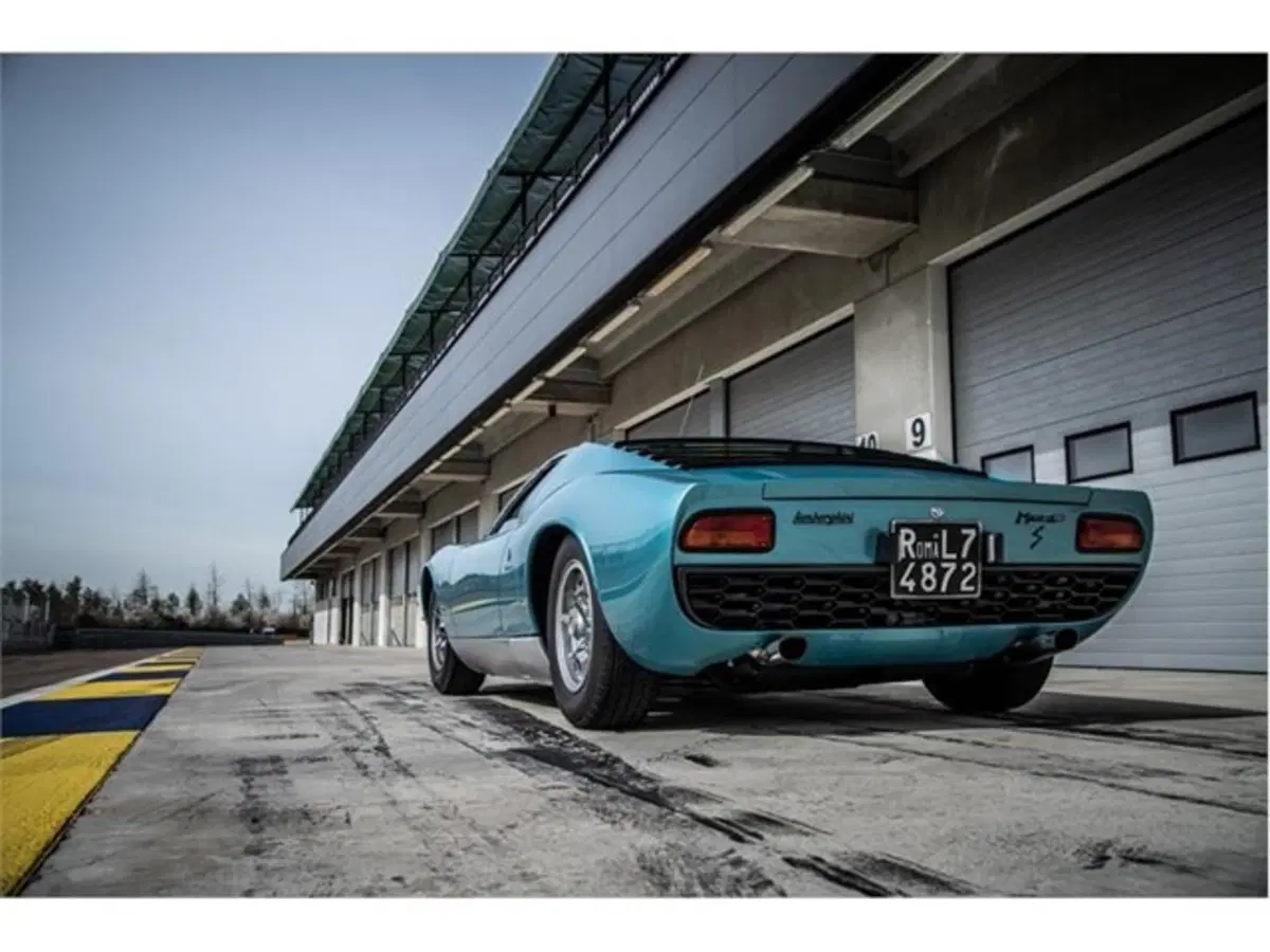 Lambo Miura P400 S ex Little Tony al Concorso Eleganza Villa d’Este, ma la BMW 507 di Elvis col V8.. (8)