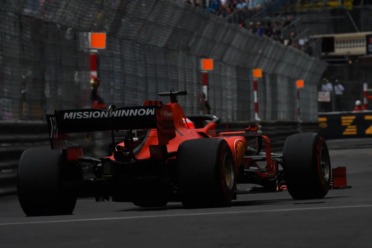 F1, GP Monaco 2019: pole per Hamilton. Quarto Vettel (8)