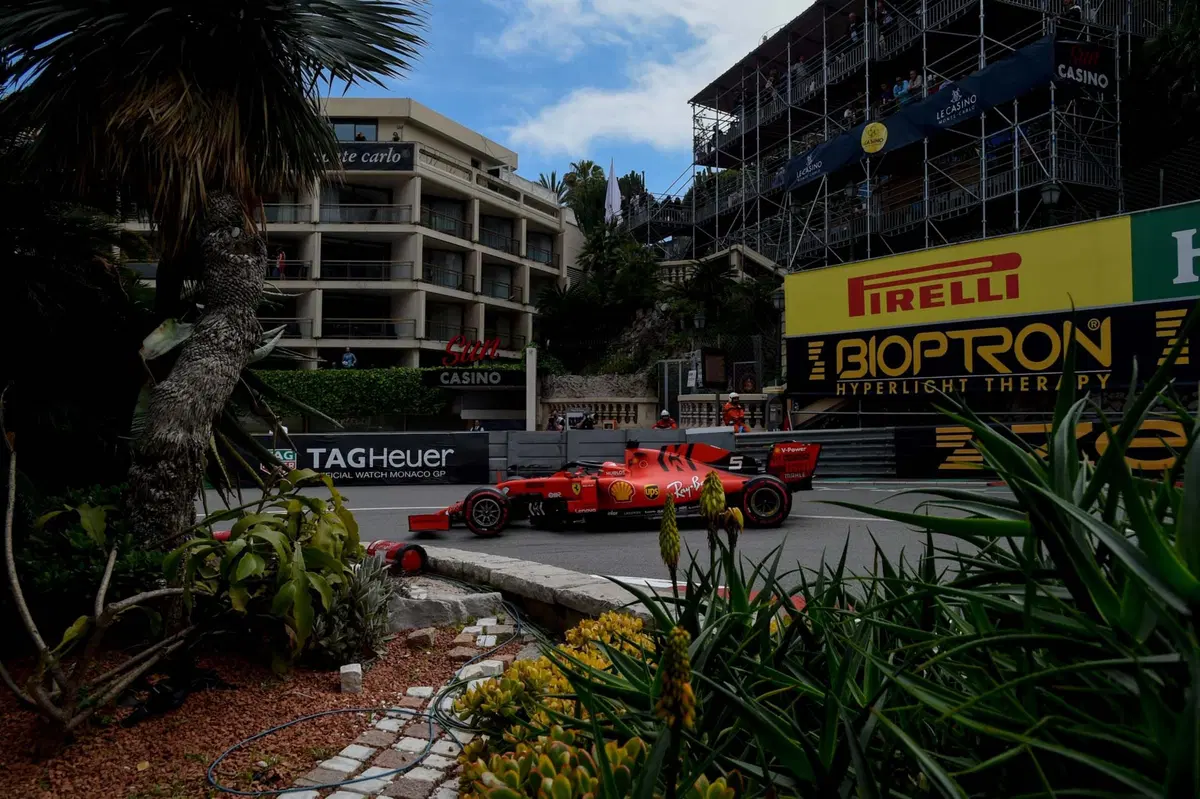 F1, GP Monaco 2019: pole per Hamilton. Quarto Vettel (25)