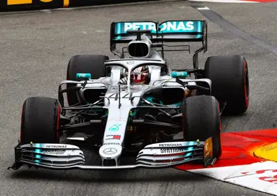 F1, GP Monaco 2019: pole per Hamilton. Quarto Vettel