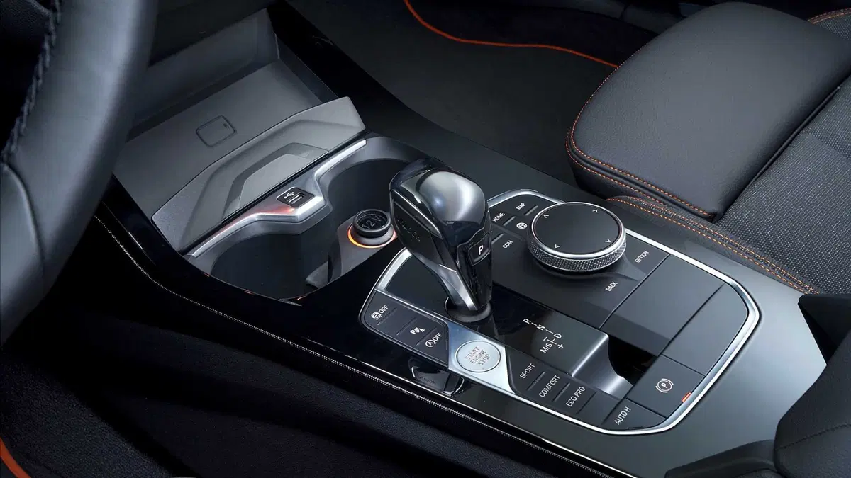 BMW Serie 1 2019, ecco quella a trazione anteriore  (5)