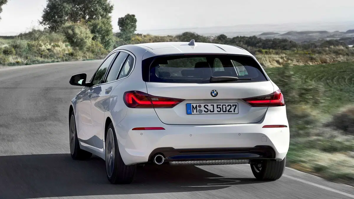 BMW Serie 1 2019, ecco quella a trazione anteriore  (6)