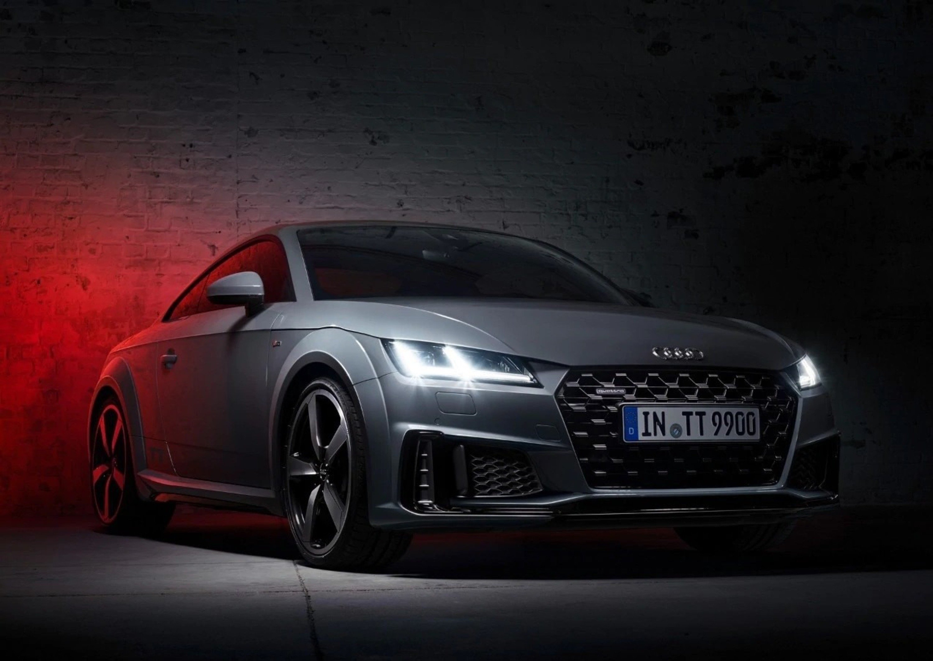 Audi TT Quantum Grey: 99 esemplari, acquisto solo online