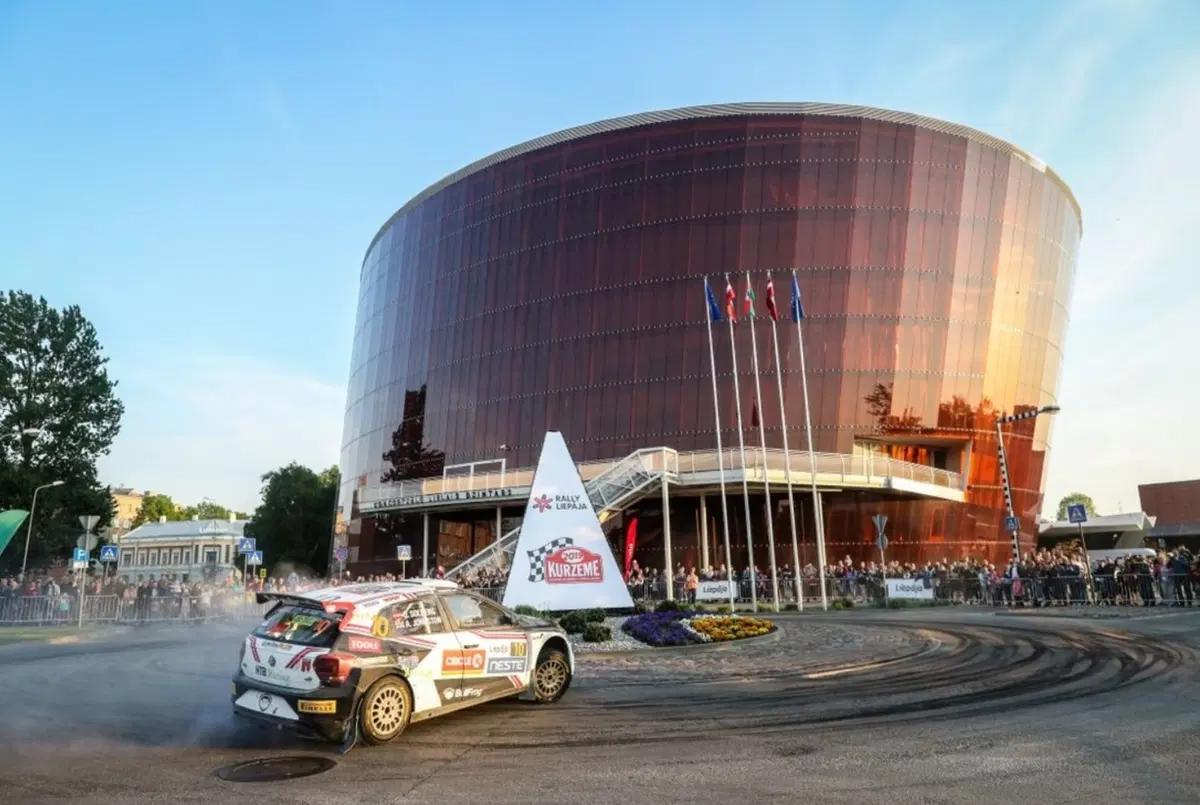 Rally. Vietato ai Minori… ma non a Oliver Solberg (5)