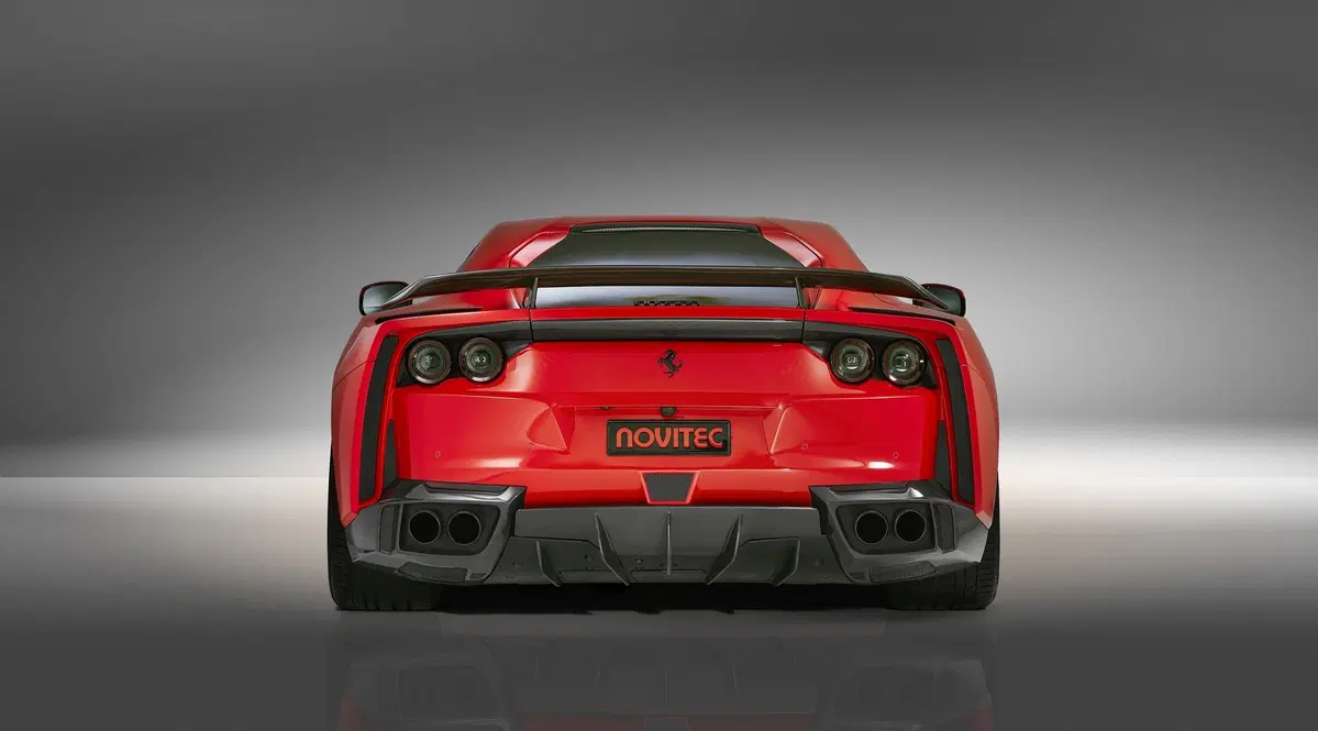 Ferrari 812 Superfast: 840 CV con il kit Novitec N-Largo