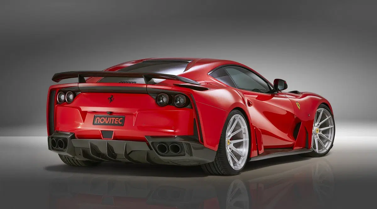 Ferrari 812 Superfast: 840 CV con il kit Novitec N-Largo (9)
