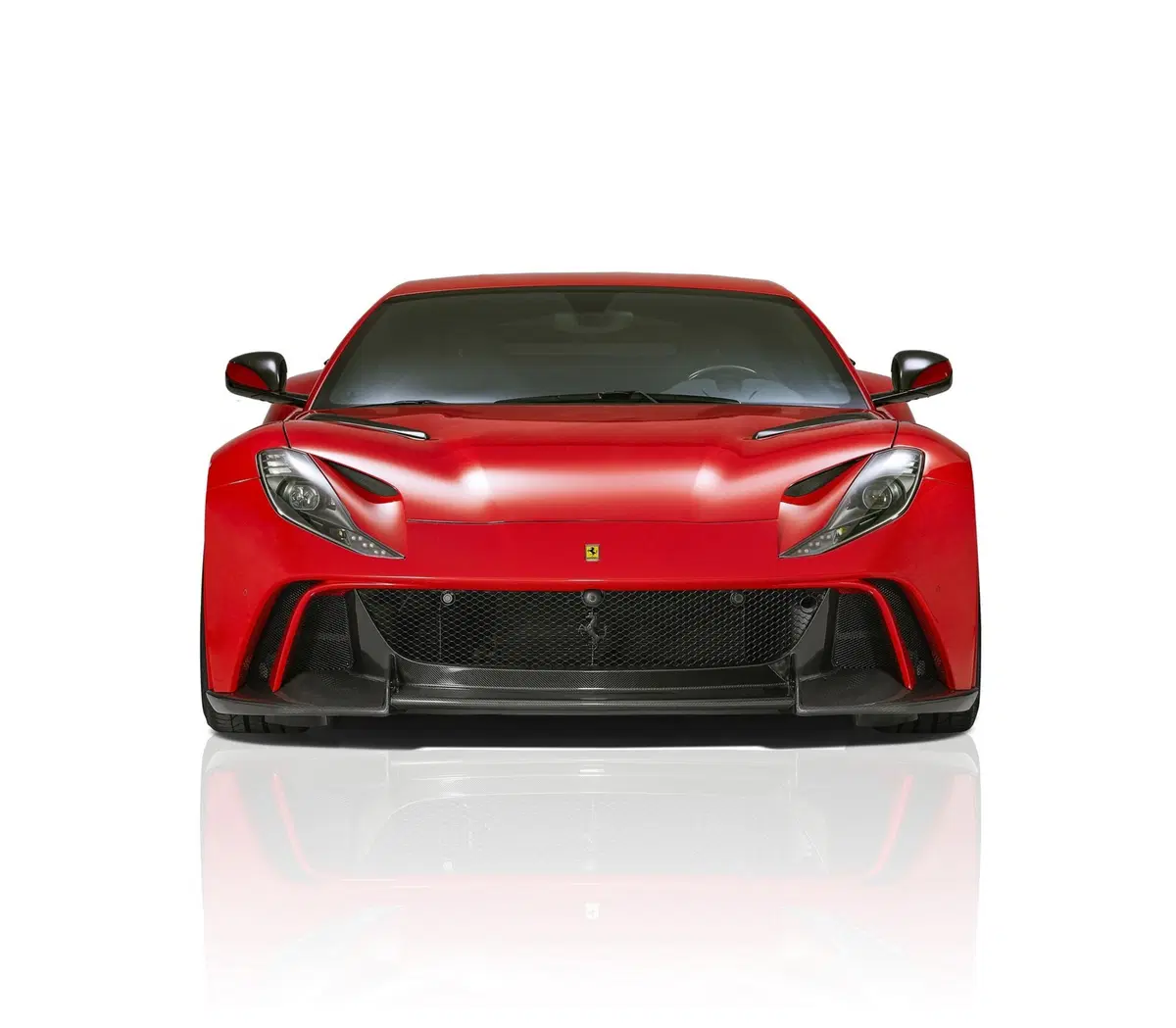 Ferrari 812 Superfast: 840 CV con il kit Novitec N-Largo (9)