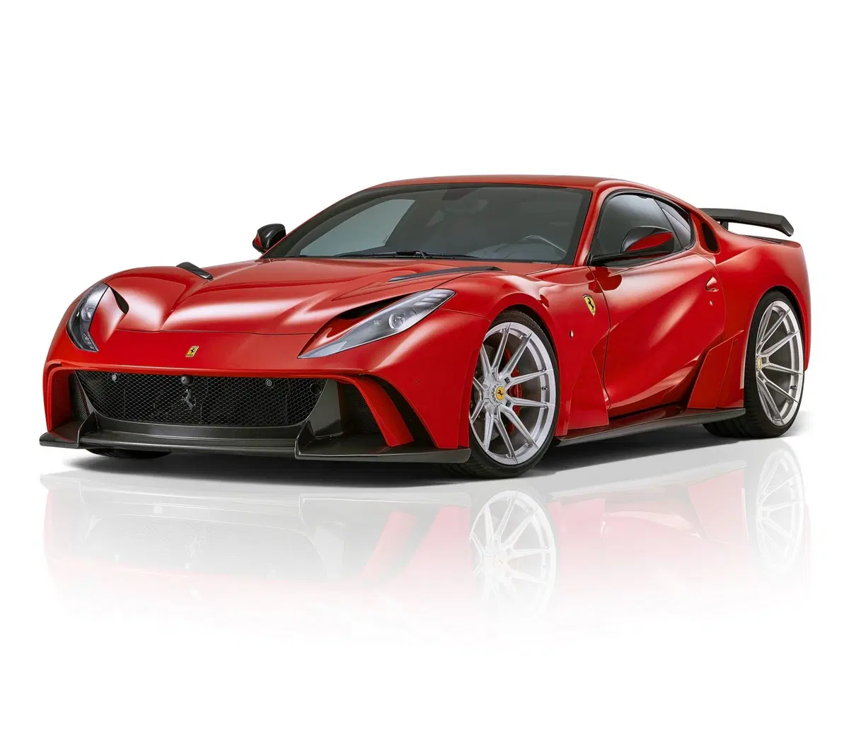 Ferrari 812 Superfast: 840 CV con il kit Novitec N-Largo (16)
