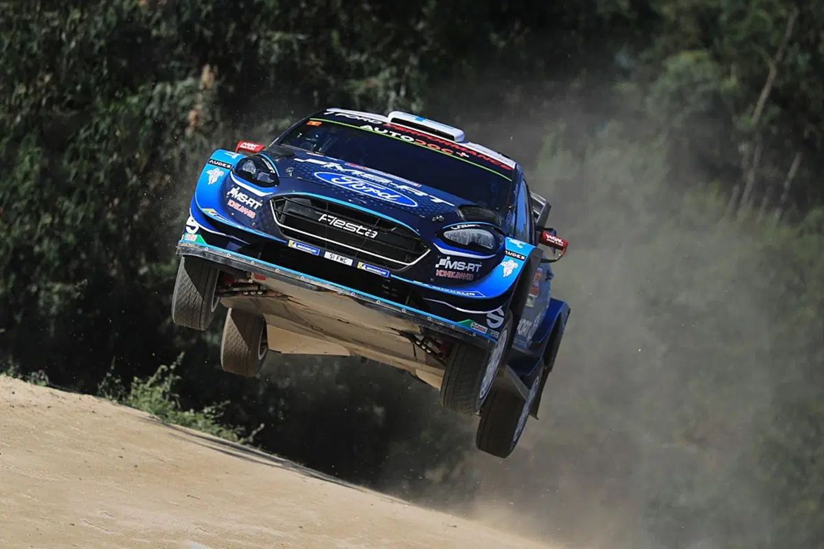 WRC19. Portogallo. Shakedown Criptato. Ma Neuville (Hyundai) (13)