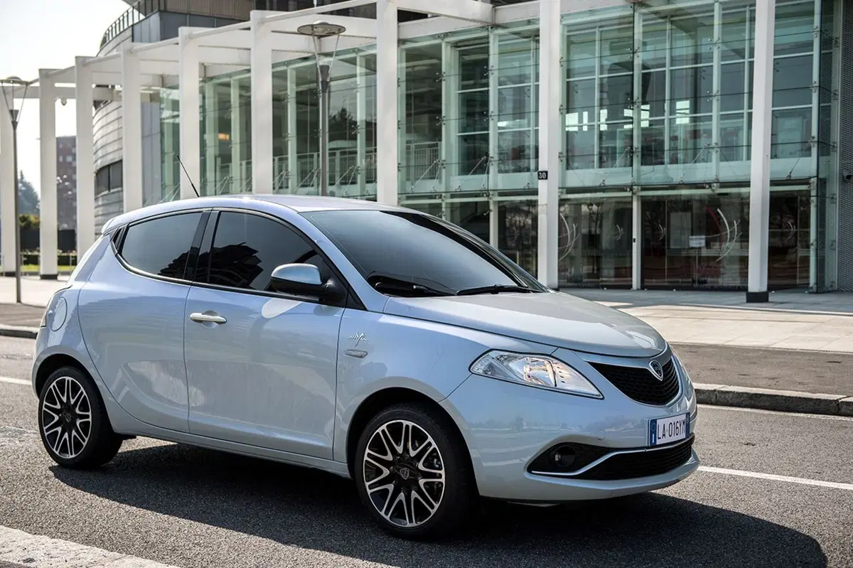 Lancia Ypsilon Mya, quella “fashion”