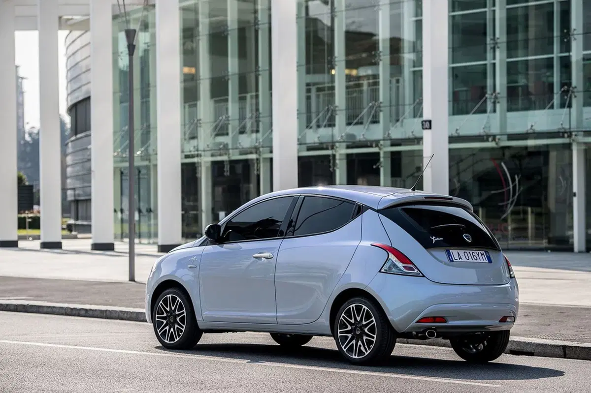 Lancia Ypsilon Mya, quella “fashion” (2)