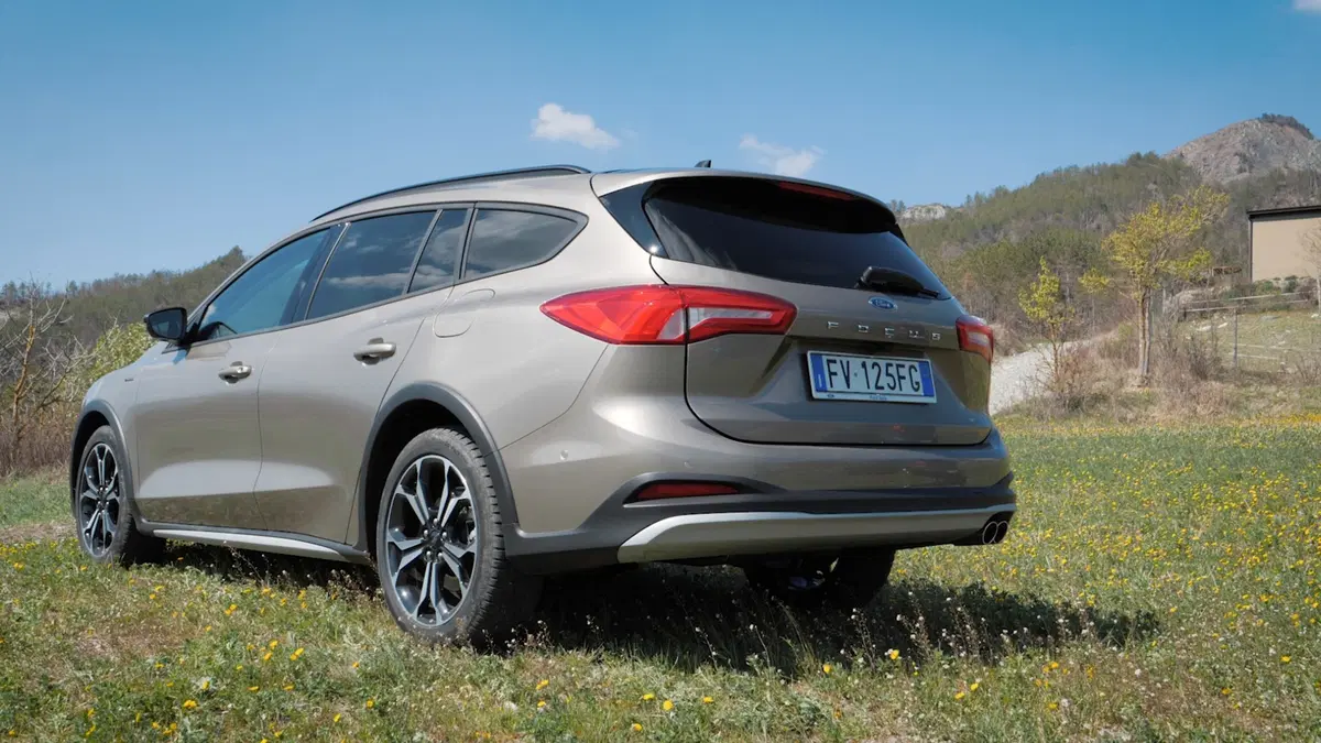 Ford Active, La gamma Crossover dell'ovale blu: al volante di Ka+, Fiesta e Focus [video] (10)