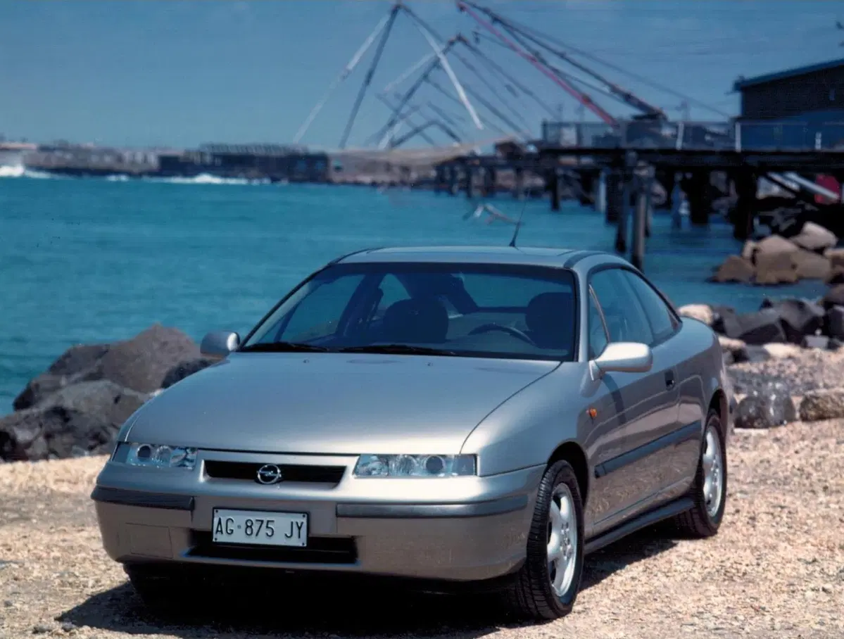 Opel Calibra, la coupé che piaceva anche ai papà (2)