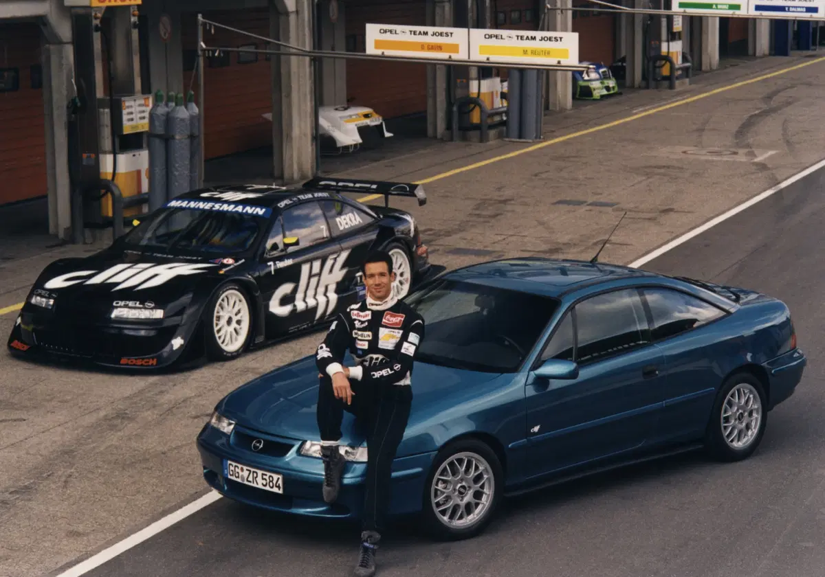 Opel Calibra, la coupé che piaceva anche ai papà (35)