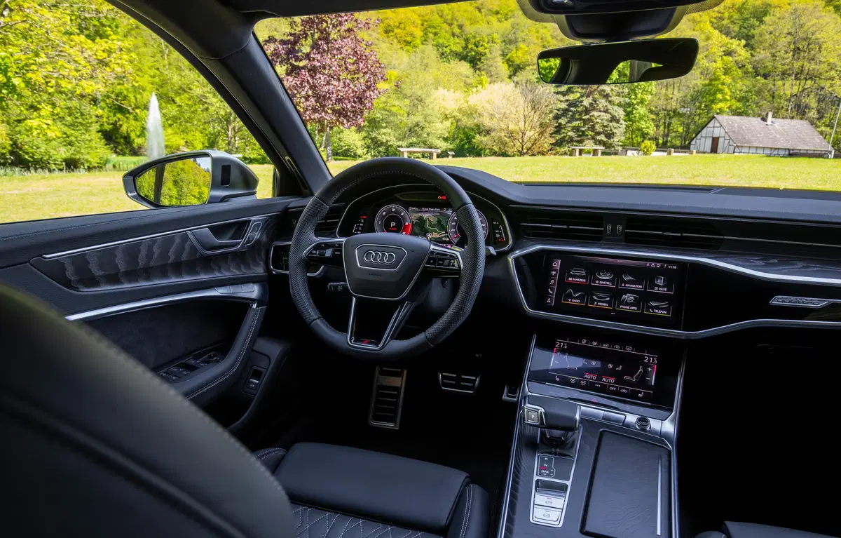 Audi S6 (14)