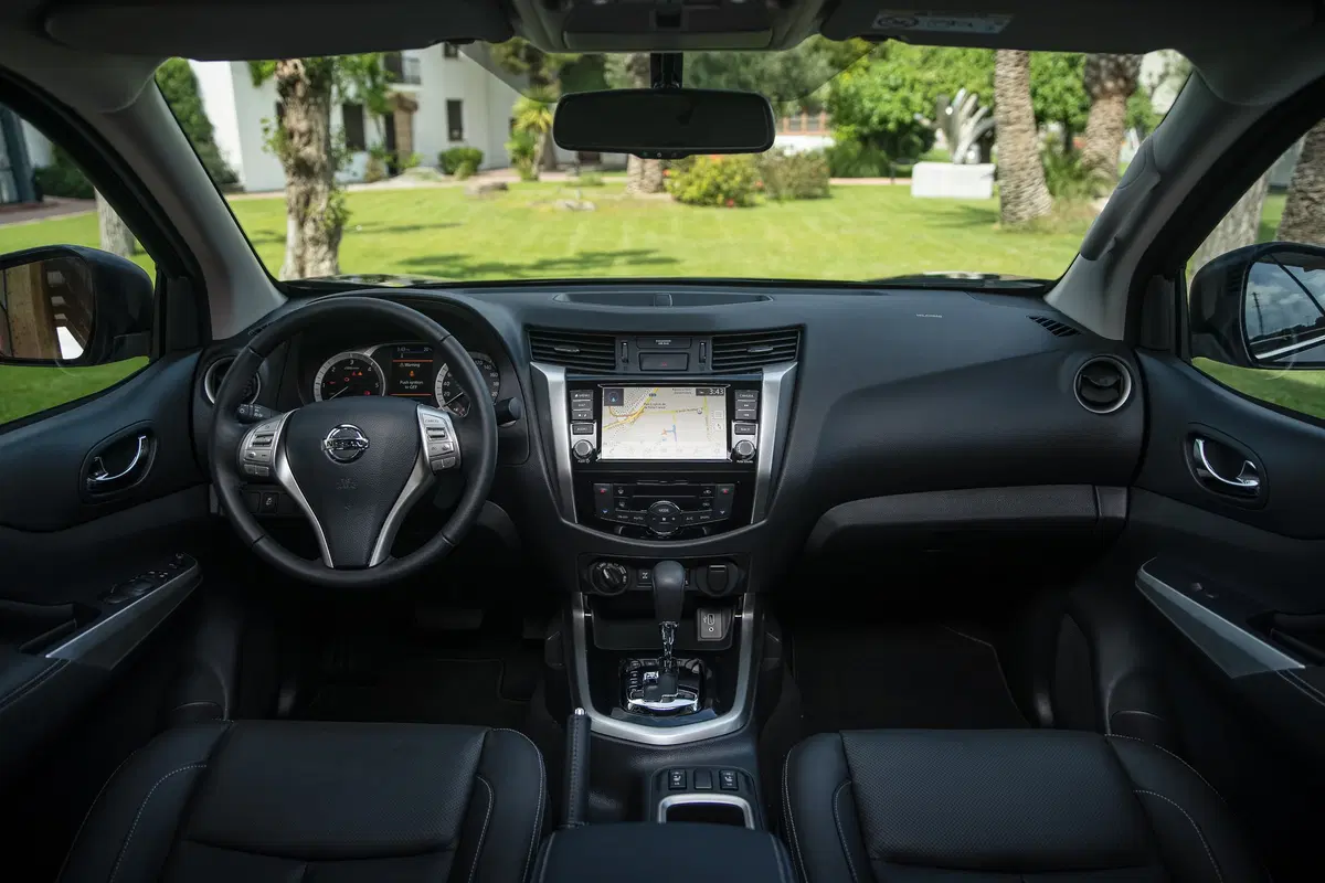 Nissan Navara my 2019: cosa cambia (2)