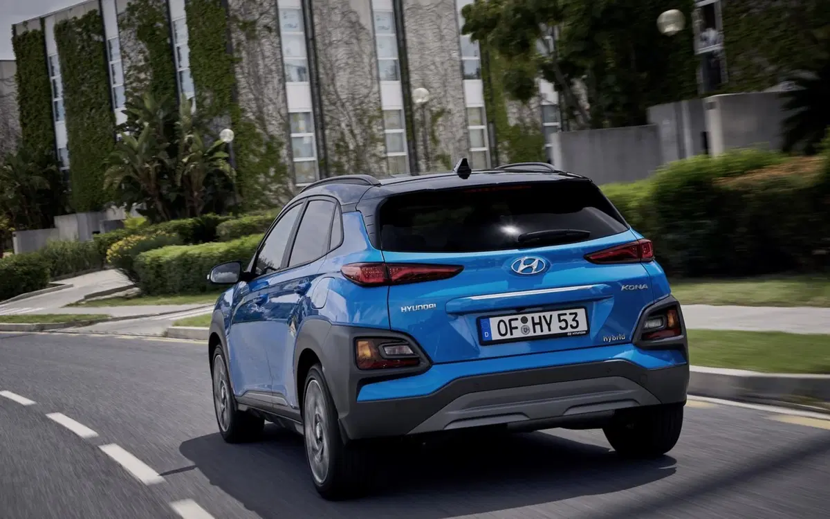 Hyundai Kona, ora è anche ibrida (2)