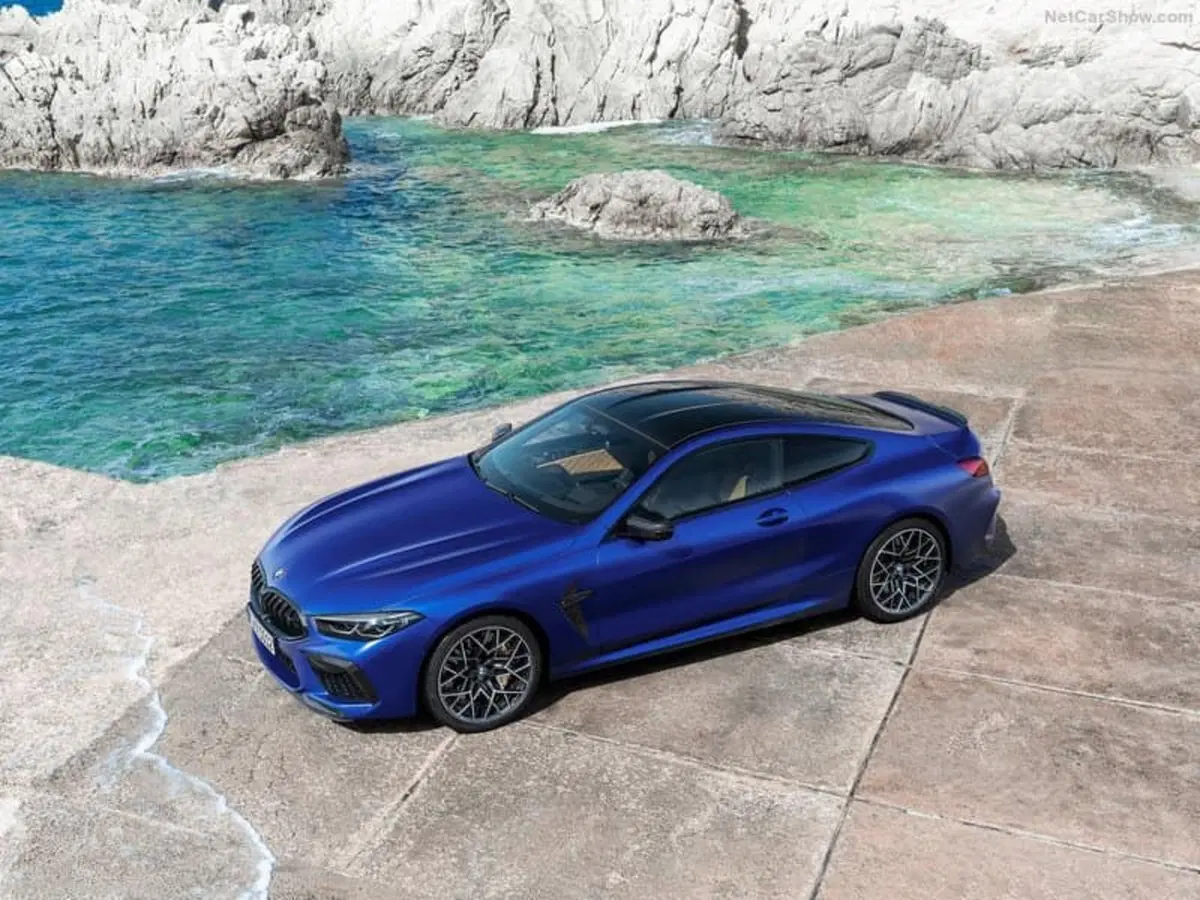 BMW M8 Competition, coupé e cabrio da 625 CV (6)