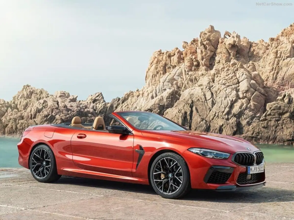 BMW M8 Competition, coupé e cabrio da 625 CV (13)