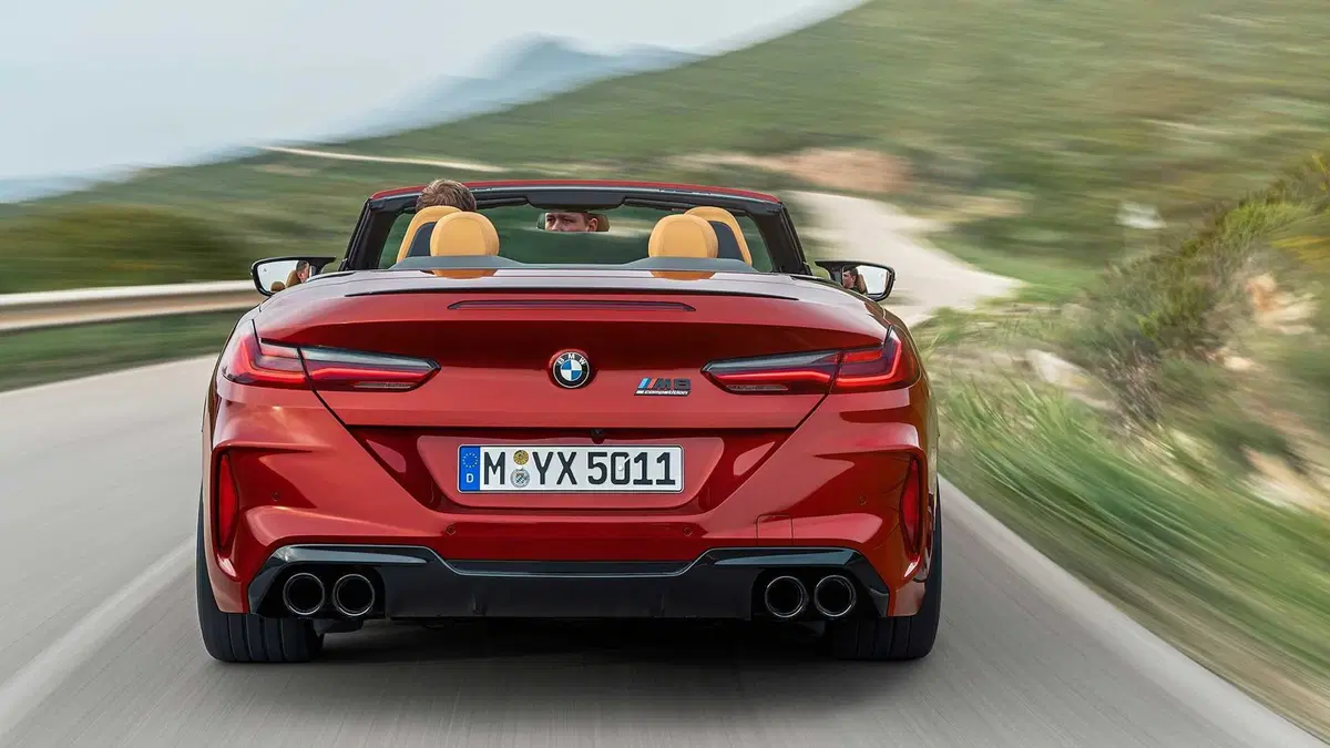 BMW M8 Competition, coupé e cabrio da 625 CV (18)
