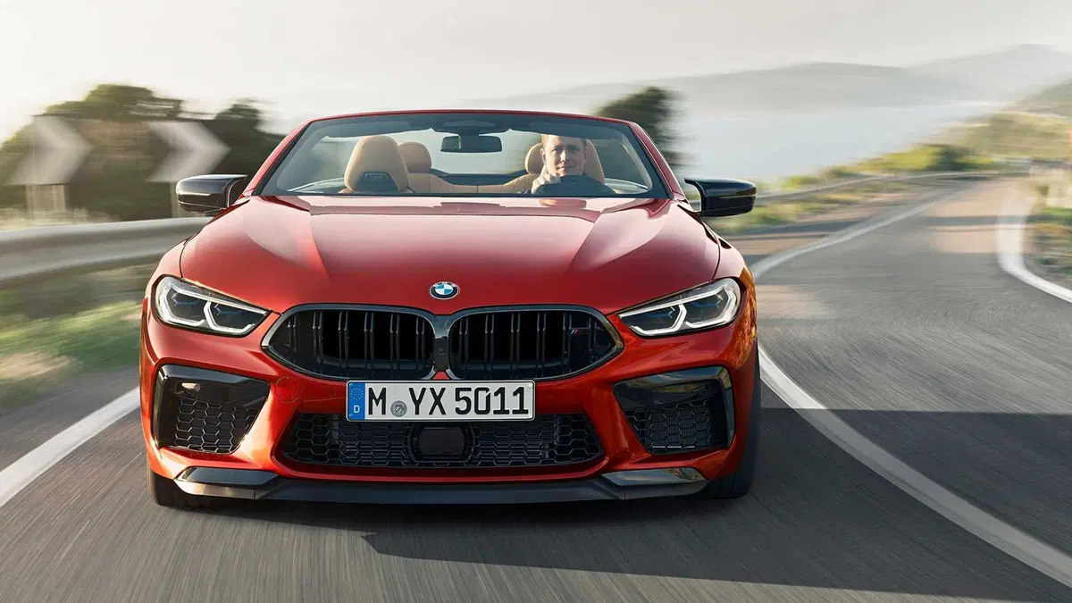 BMW M8 Competition, coupé e cabrio da 625 CV (20)