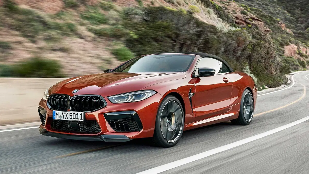 BMW M8 Competition, coupé e cabrio da 625 CV (25)