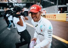 Formula 1, Hamilton: «Tornerei al motore V12 e al cambio manuale»