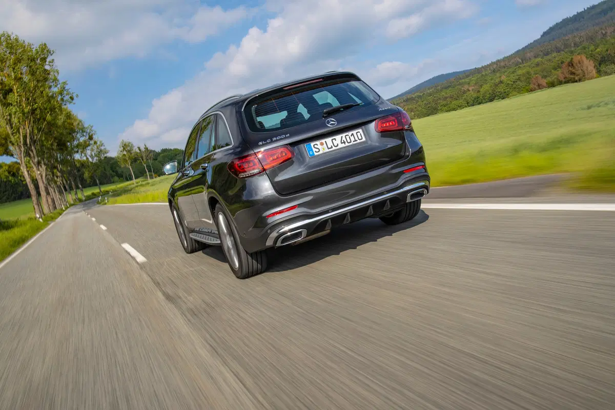 Mercedes GLC 2019, Suv e Coupé anche in off road (14)