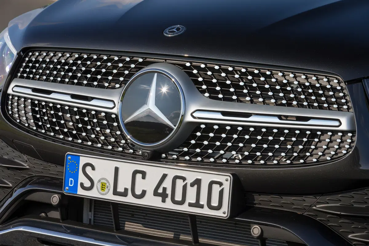 Mercedes GLC 2019, Suv e Coupé anche in off road (16)