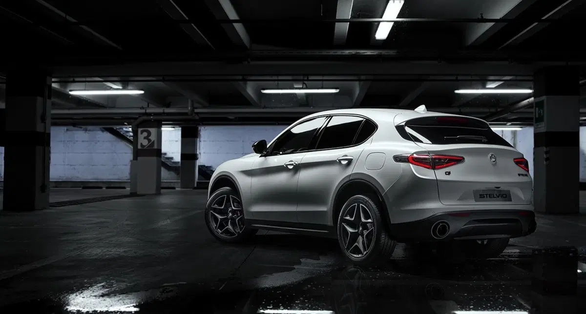 Alfa Romeo Stelvio, ecco l’allestimento “Turismo Internazionale” (2)