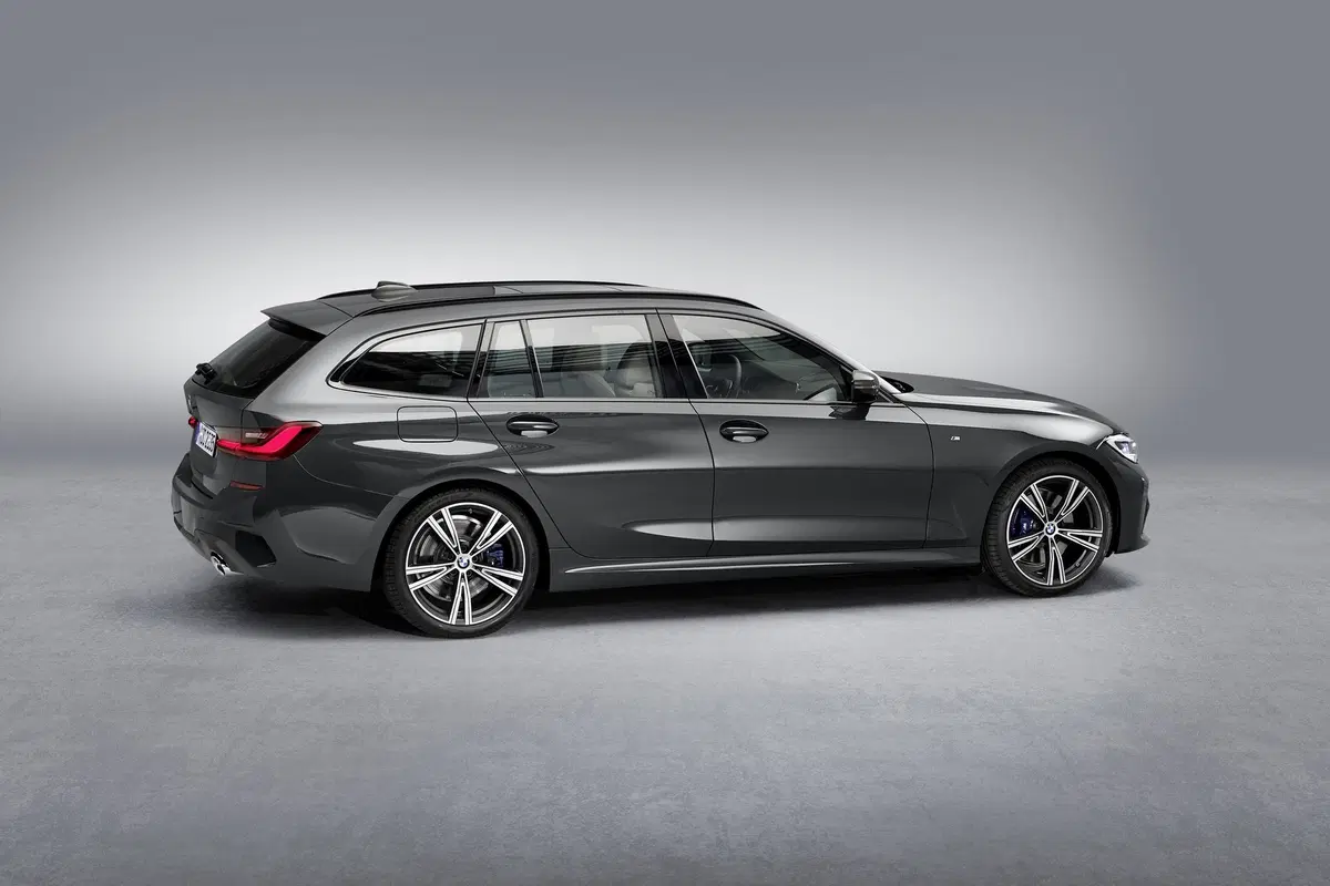 BMW Serie 3 Touring 2019: ecco finalmente la station wagon [Foto] (7)