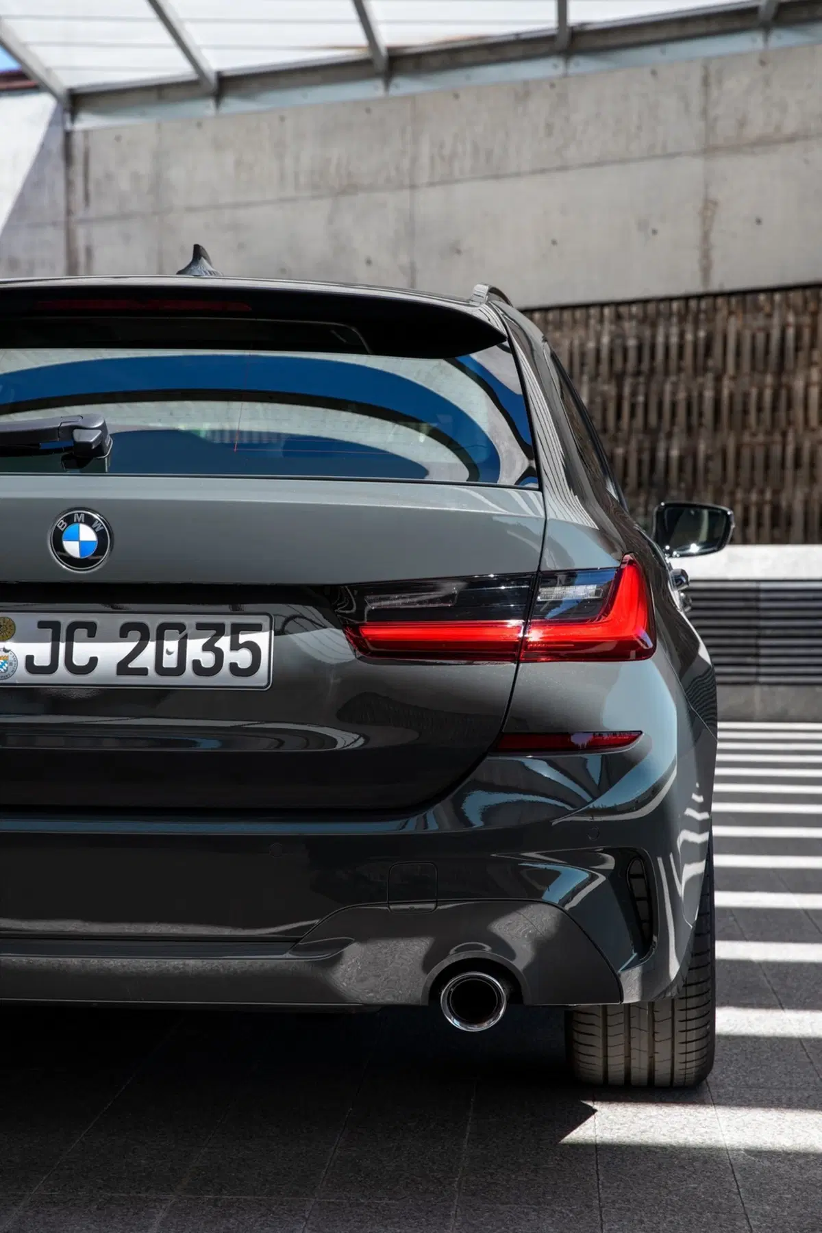 BMW Serie 3 Touring 2019: ecco finalmente la station wagon [Foto] (5)