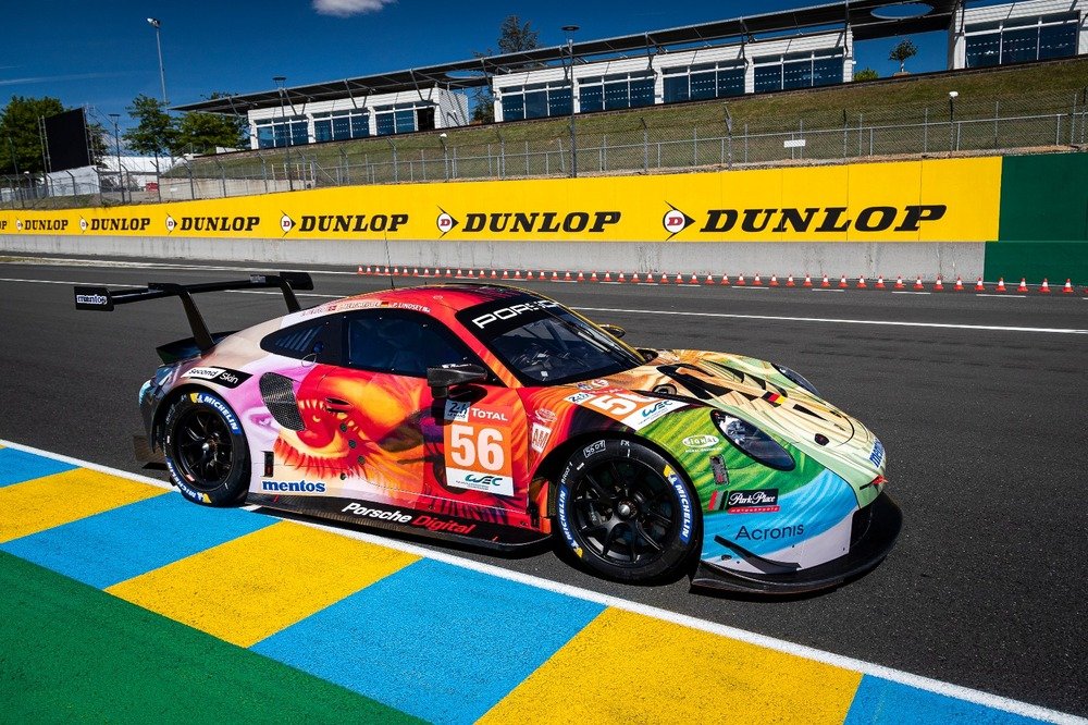 La Porsche 911 RSR che correr&agrave; la 24 ore di Le Mans con grafica personalizzata