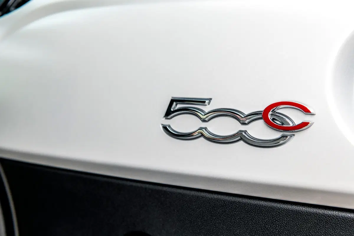Fiat 500 Star e Rockstar, serie speciale per un 2019 da protagonista [Video] (12)