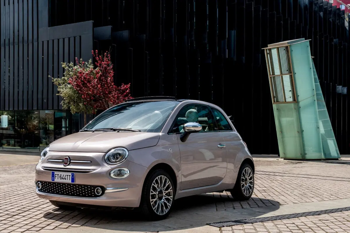 Fiat 500 Star e Rockstar, serie speciale per un 2019 da protagonista [Video] (29)