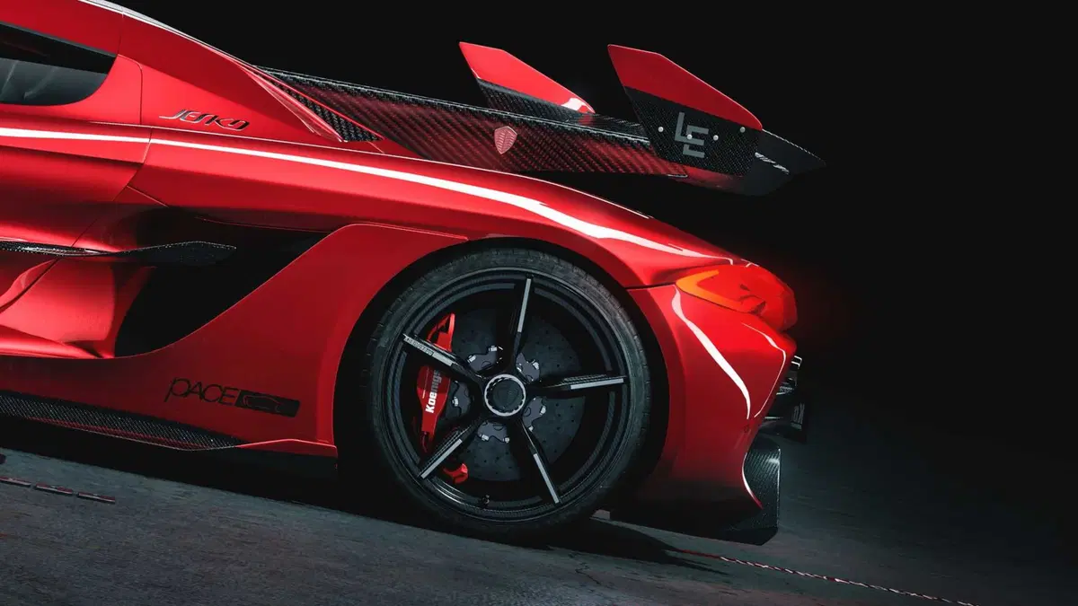 Koenigsegg Jesko, arriva la Red Cherry Edition (5)