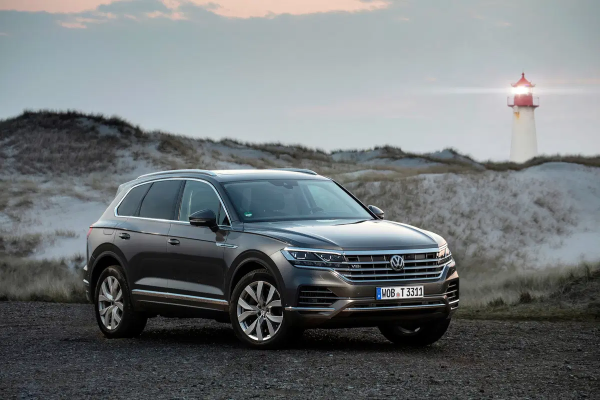 Volkswagen Touareg, il V8 TDI in Italia da 97.000 euro (6)
