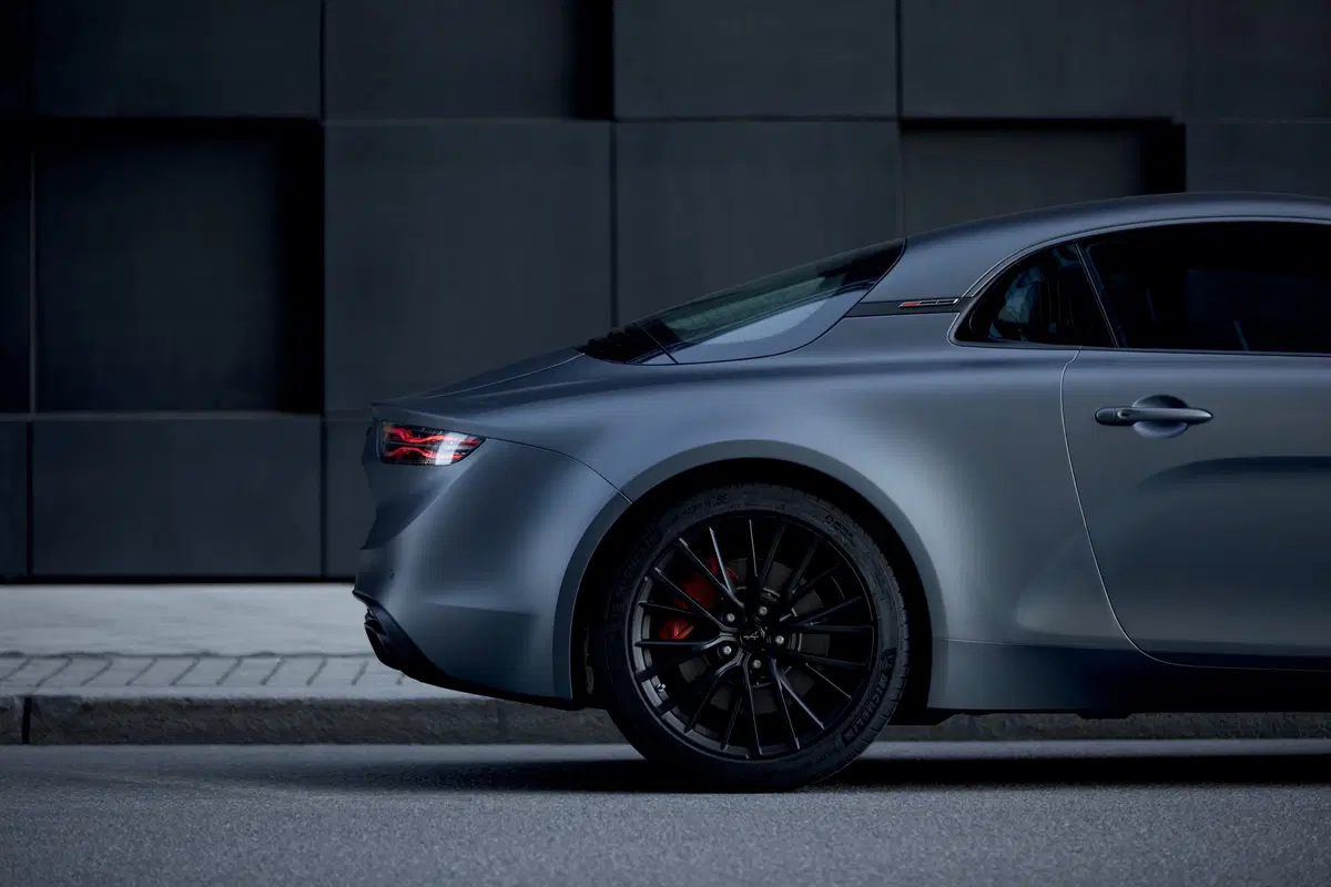 Alpine A110S, iniezione di sportività (6)