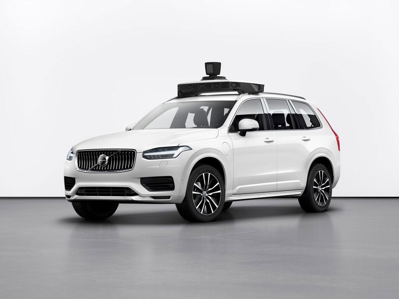 Volvo: con Uber la XC90 a guida autonoma