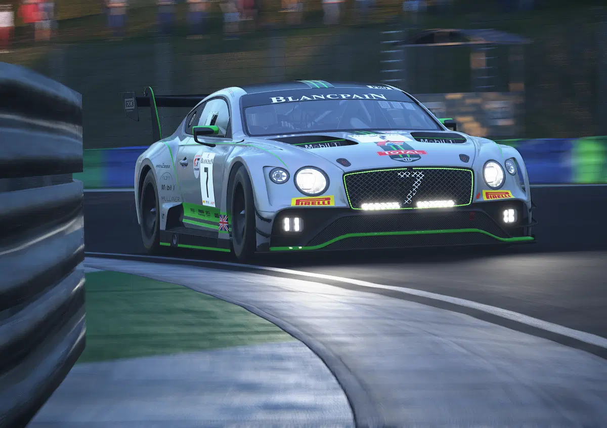 Assetto Corsa Competizione: recensione Bentley Continental GT3