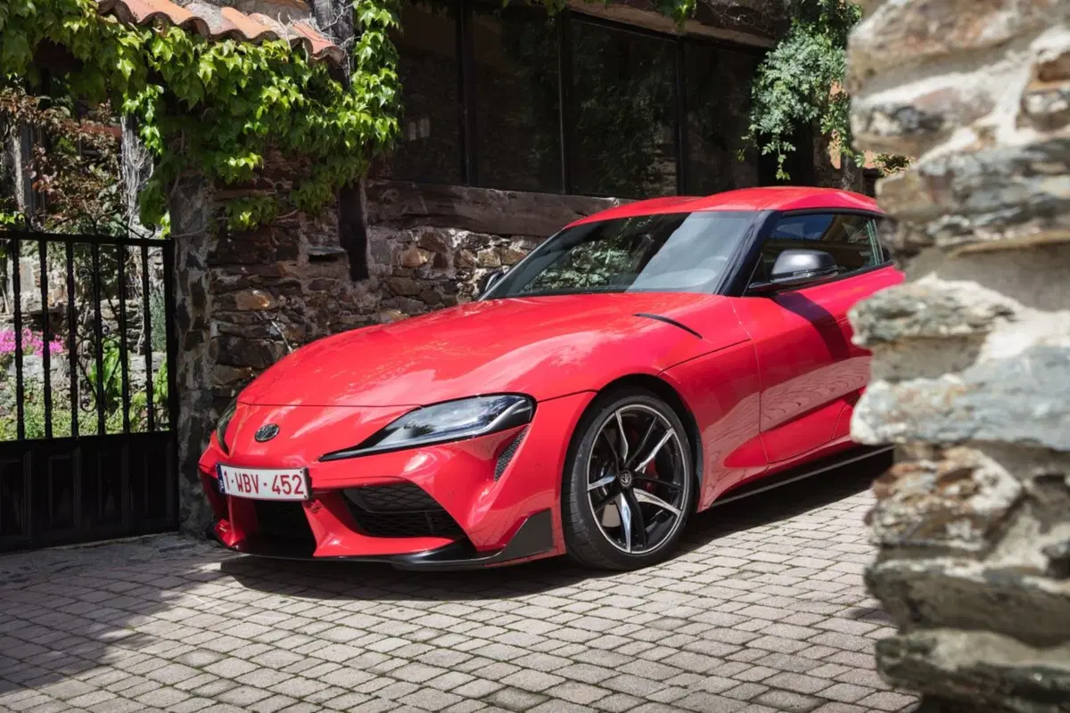 Toyota Supra: ecco quanto costa in Italia (14)