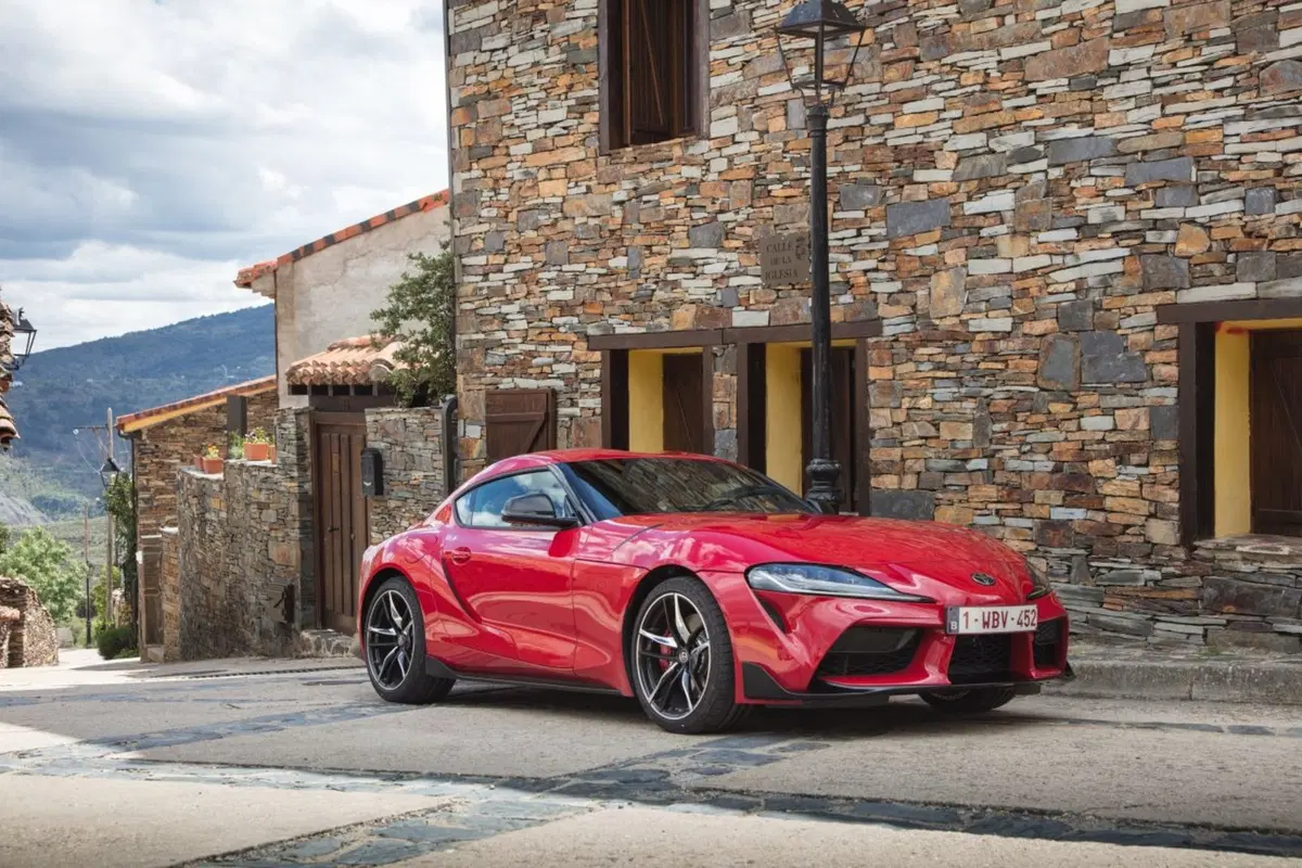 Toyota Supra: ecco quanto costa in Italia (15)