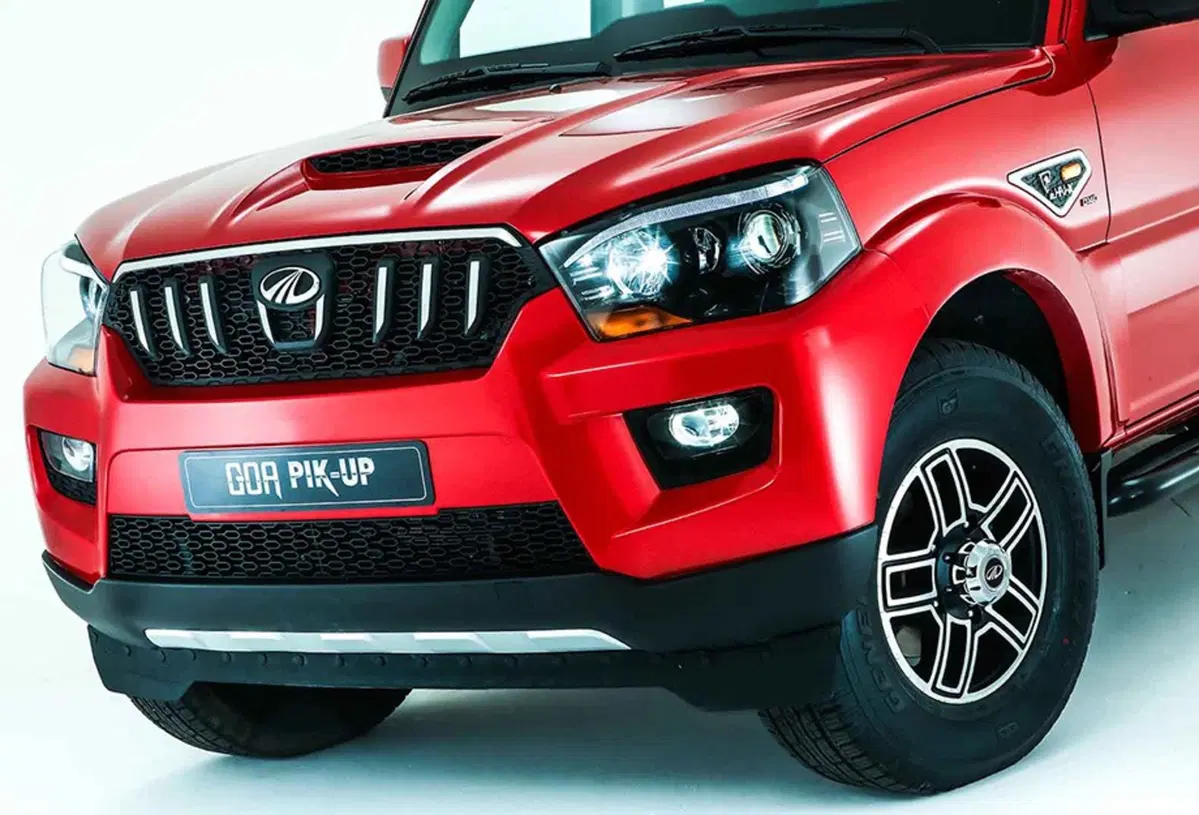 Mahindra Goa Pik-Up Plus, rinnovato il pick-up indiano (8)