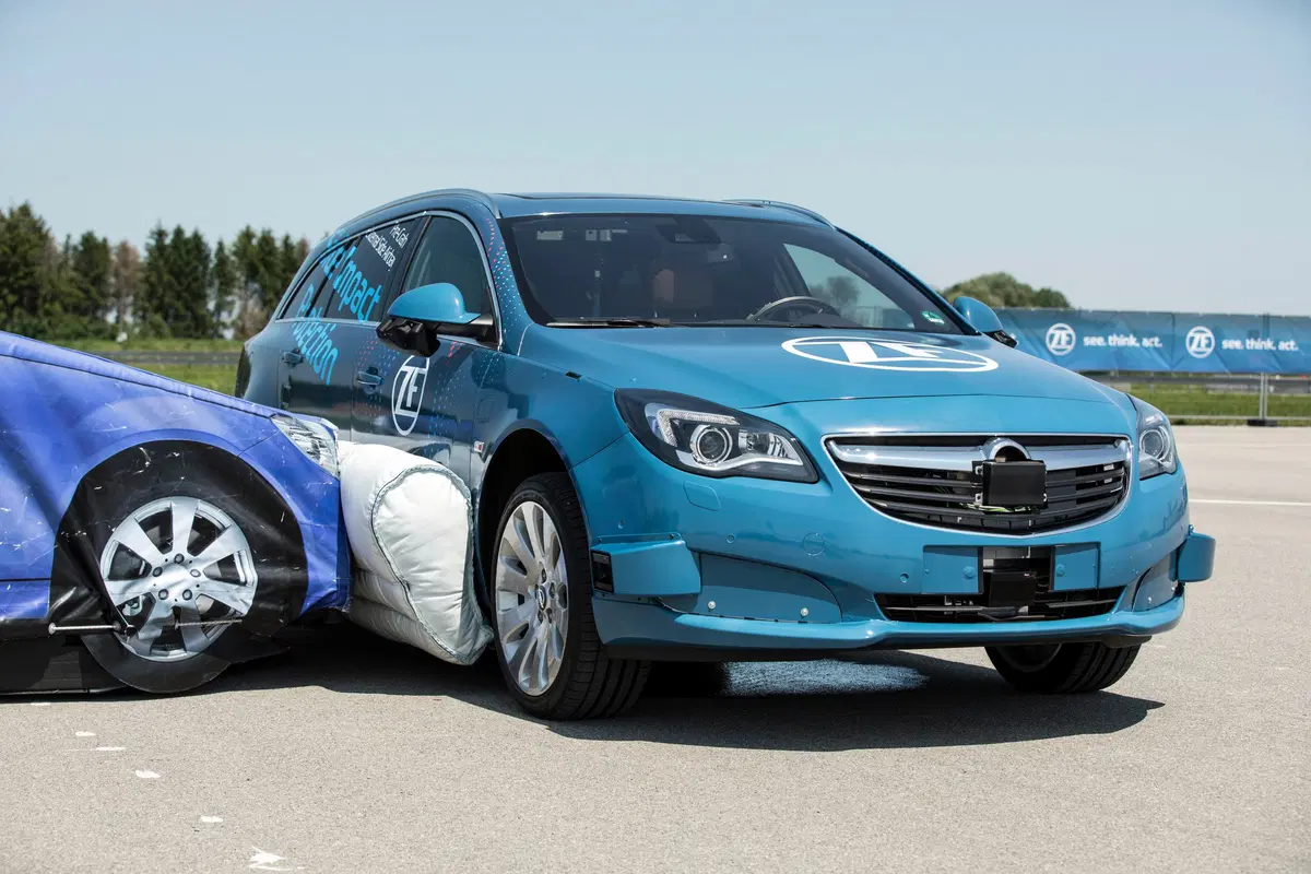 Idea ZF: l’airbag esterno [Video] (2)