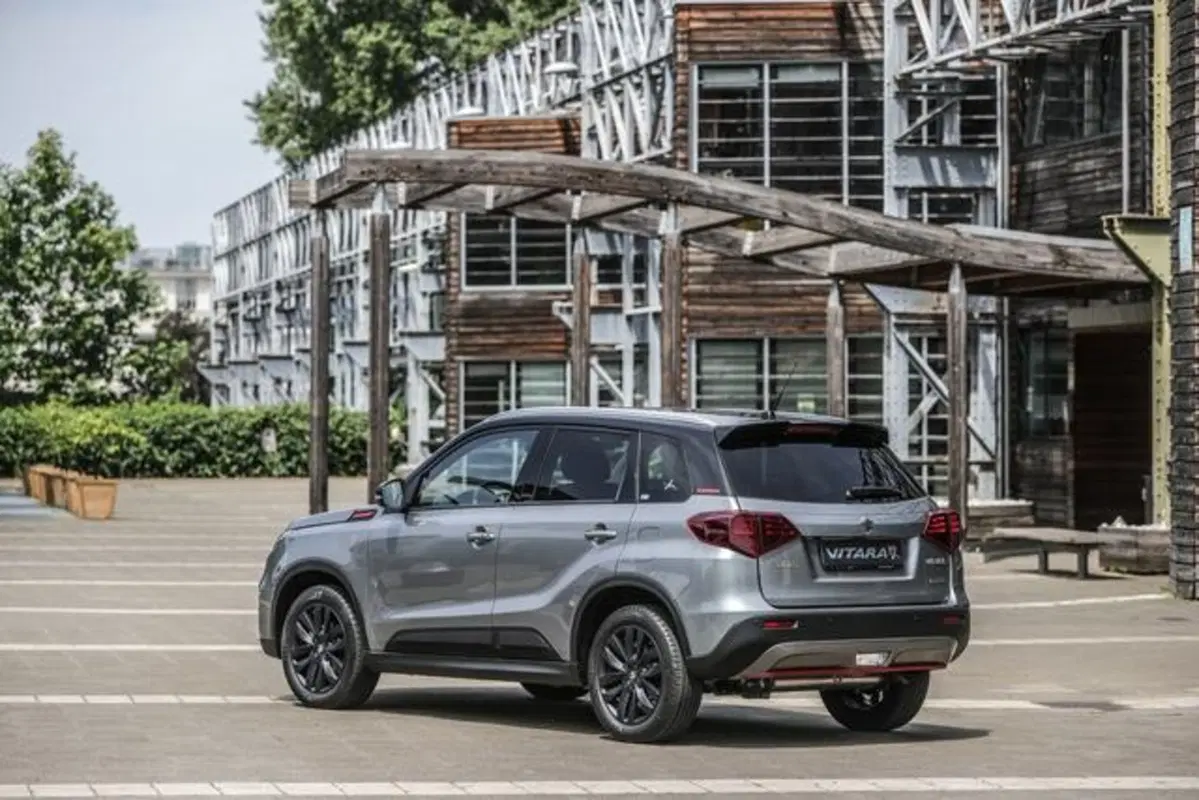 Suzuki Jimny Gan e Vitara Katana, debutto al Parco Valentino (4)