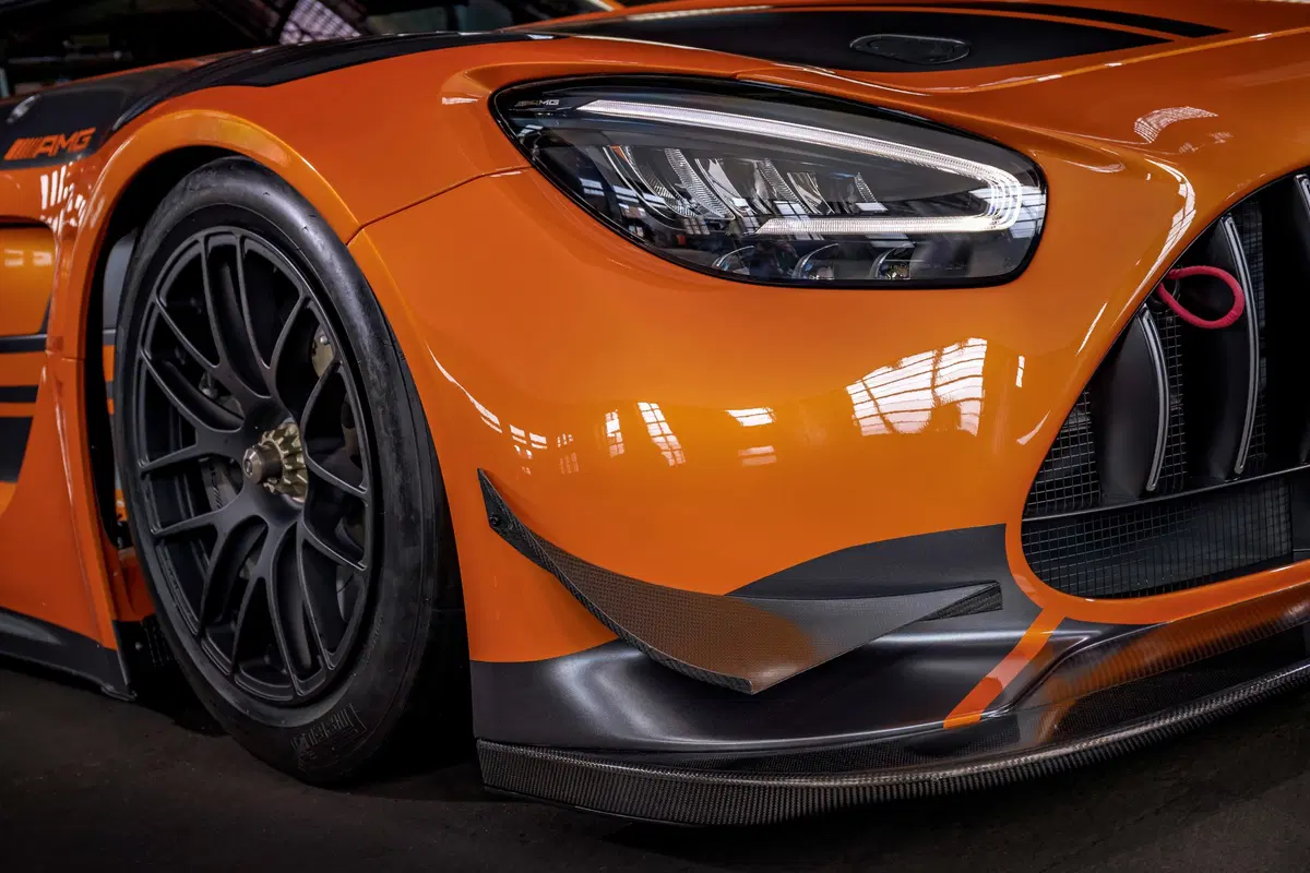 Mercedes-AMG GT3 2020, più robusta ed economica (7)