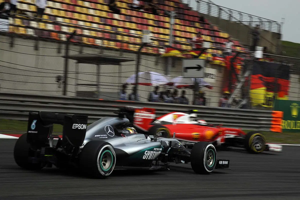 F1 GP Cina 2016, Prove Libere: doppietta Ferrari, Raikkonen comanda (3)