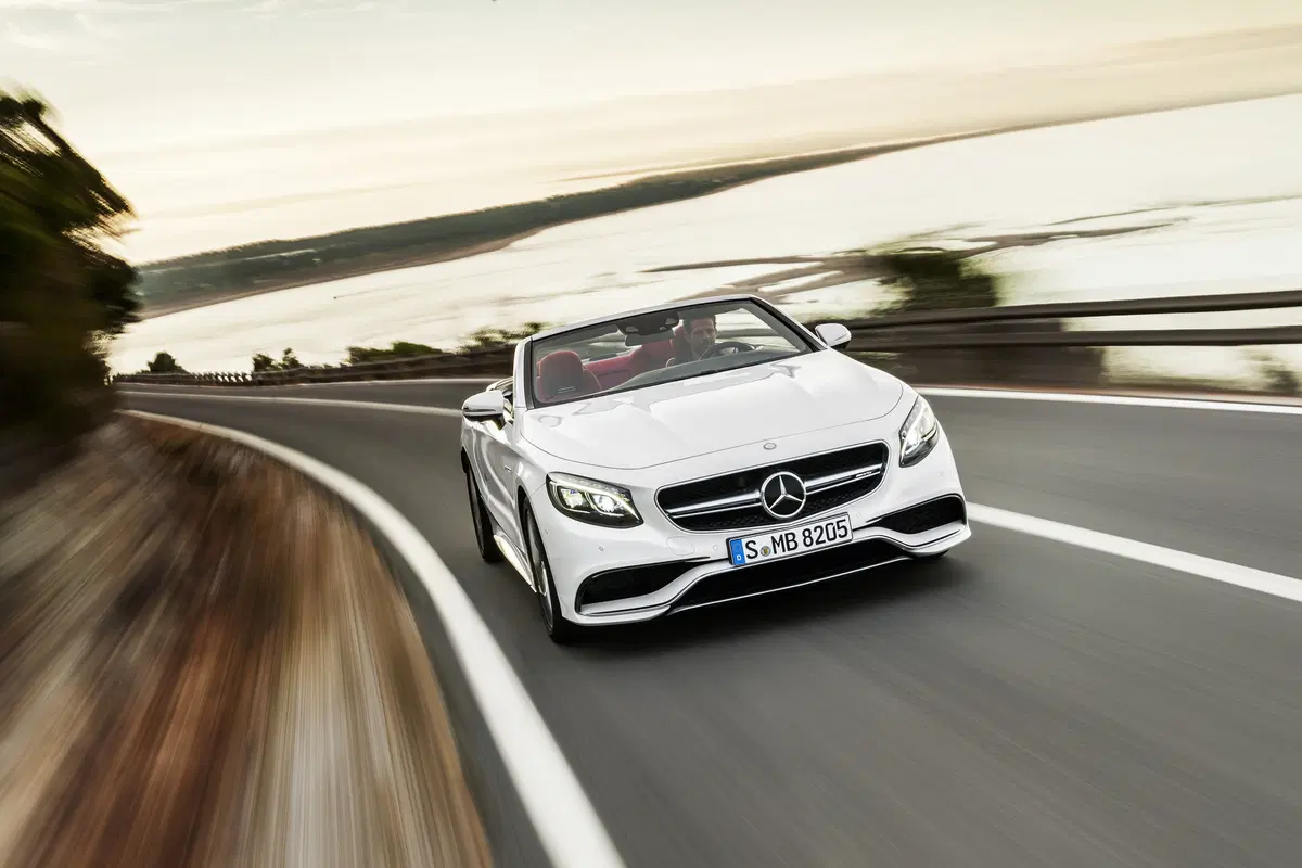Mercedes-AMG S 63 Cabriolet [Video]
